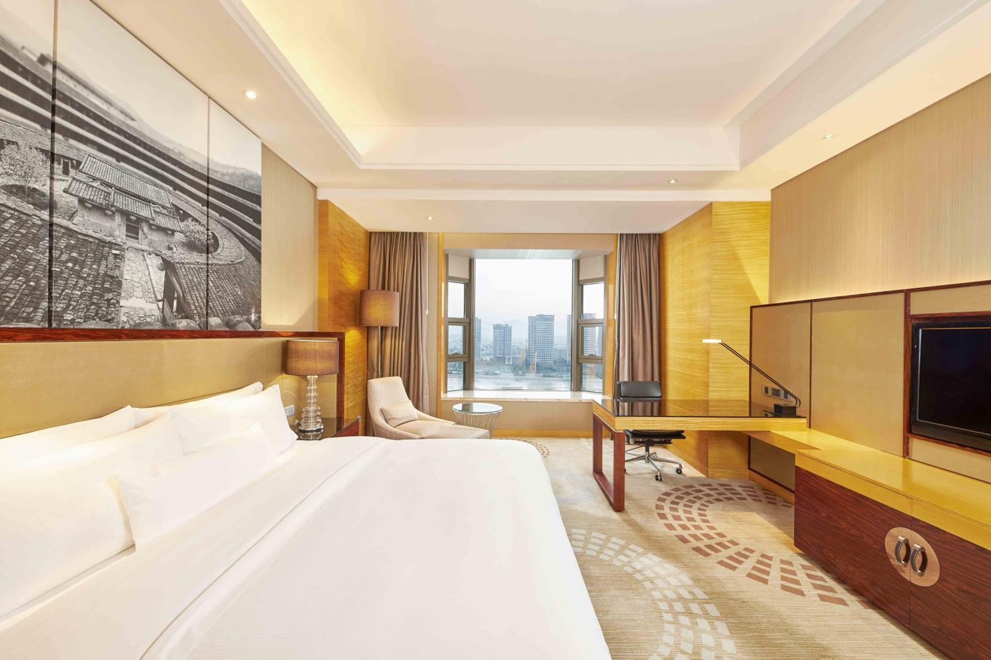 The Westin Fuzhou Minjiang Hotel Exterior photo