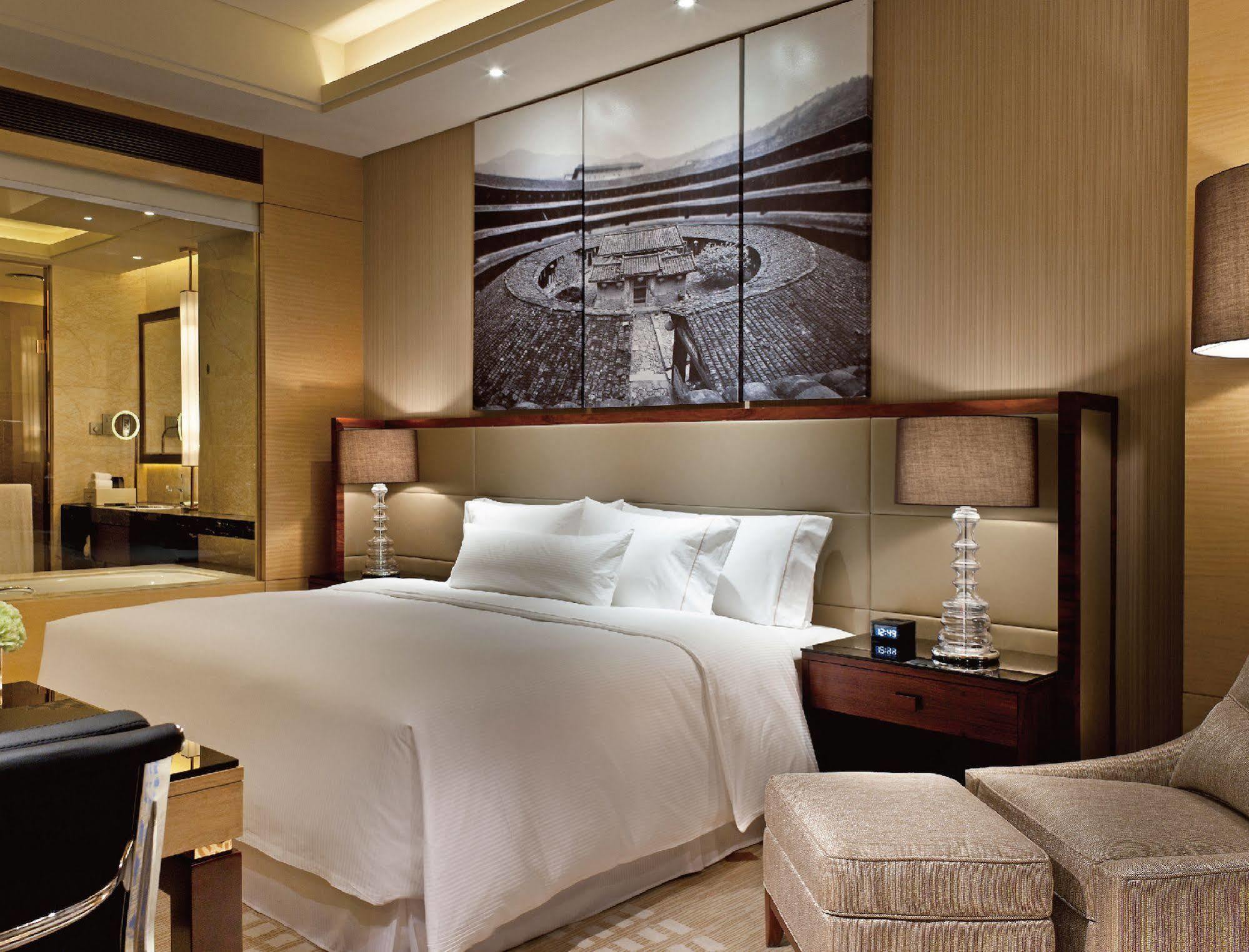 The Westin Fuzhou Minjiang Hotel Exterior photo